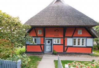 Fischlandhaus Bibliothek Ostseebad Wustrow, © Moritz Kertzscher