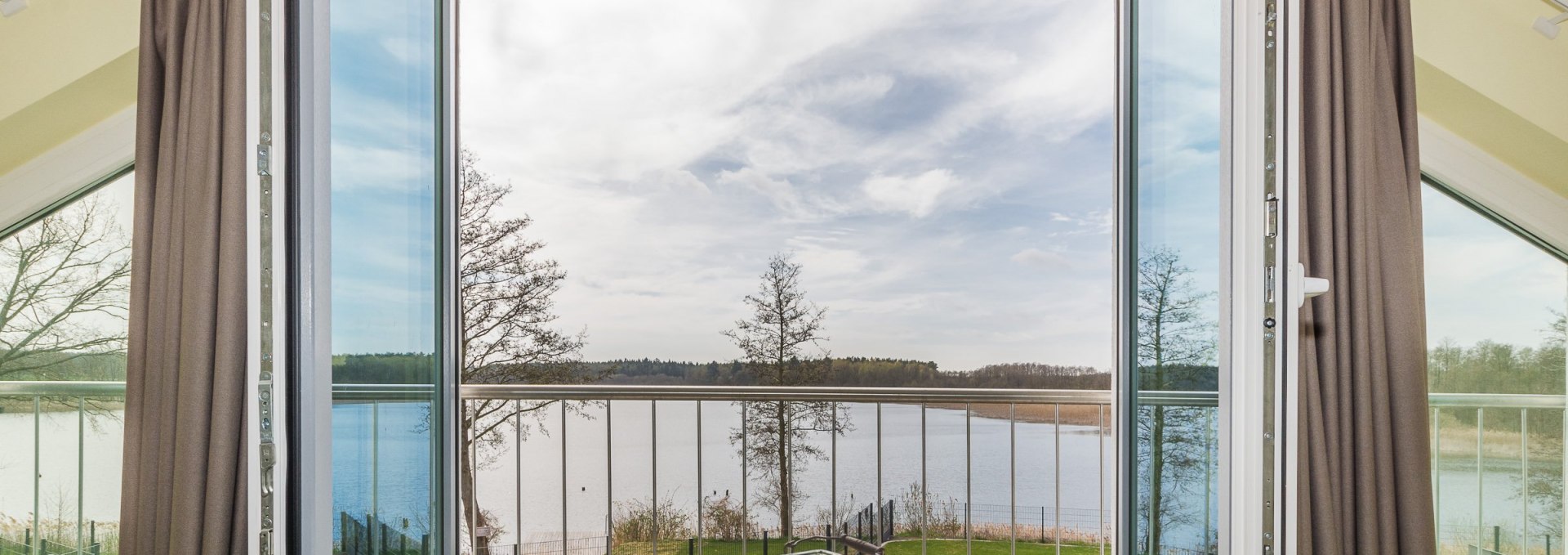 Haus Rohrdommel mit Blick auf den Altdorfer See, © Friederike Hegner