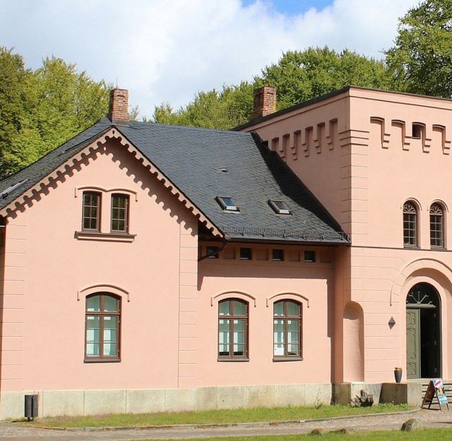 Außenansicht des Granitzhauses, © Bildarchiv Biosphärenreservatsamt-Südost-Rügen