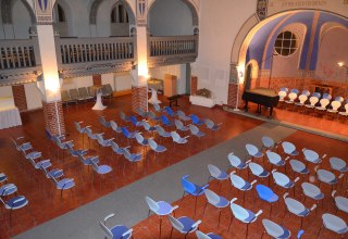 Ansicht der Spielstätte Klinikumskirche von innen., © farbwaehler.de