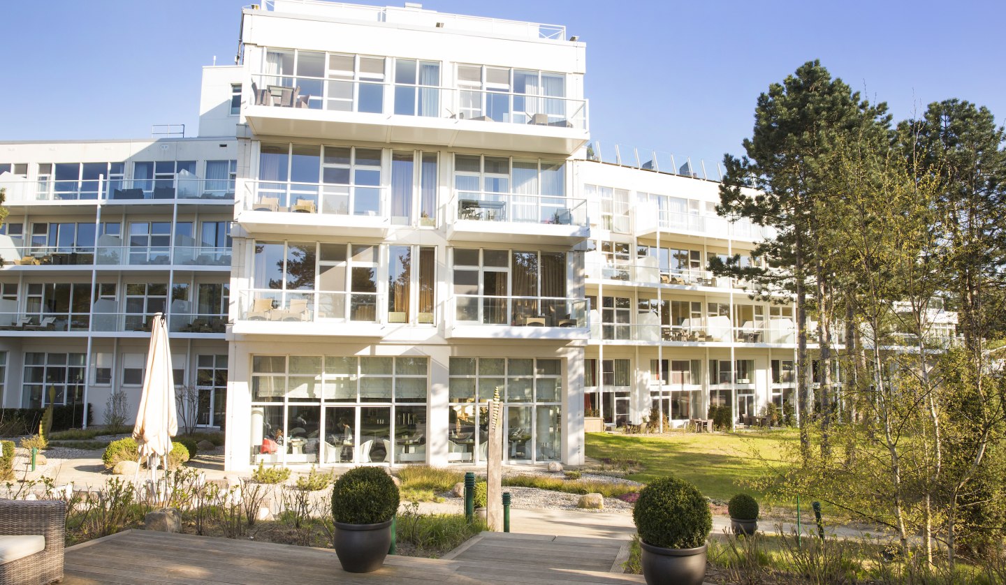 Blick auf das Strandhotel Fischland, © Strandhotel Fischland