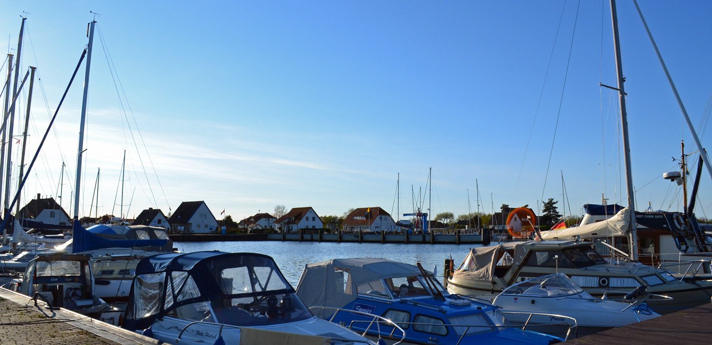 Hafen Neuendorf im Mai 2016, © Hiddenseer Hafen- und Kurbetrieb