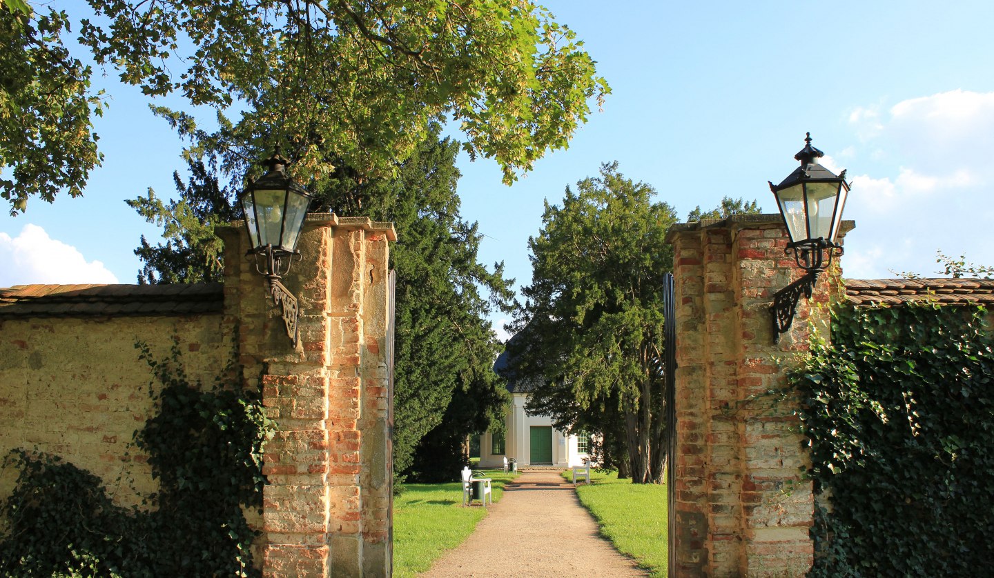 Traupavillon im Schlosspark, © Stadt Dargun