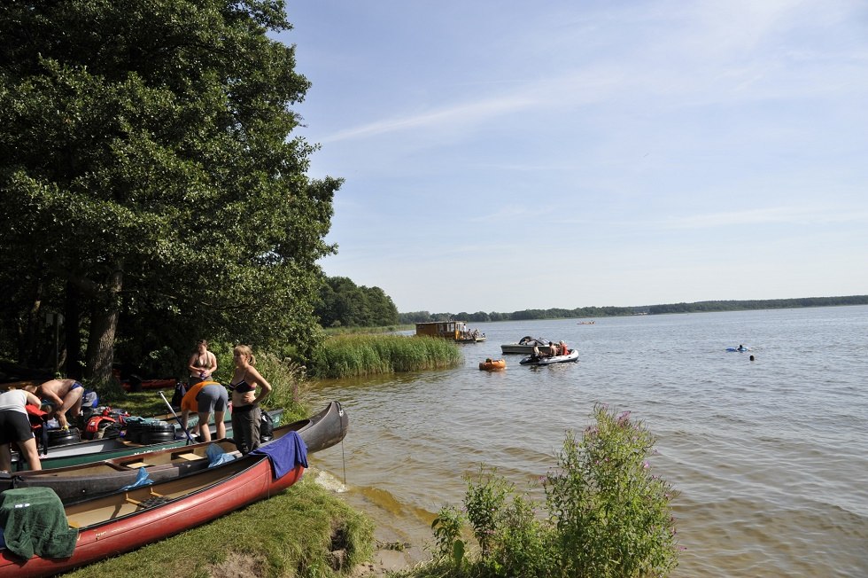 Eigene Boote finden in der 2014 fertig gestellten Marina Havelberge einen sicheren Hafen., © Haveltourist GmbH & Co. KG