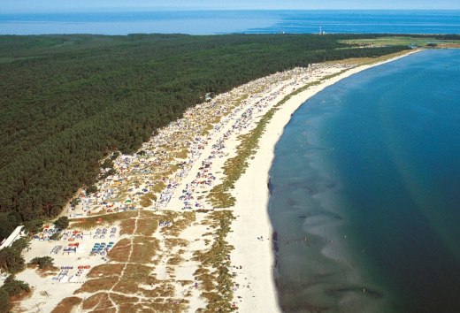 Regenbogen-Ferienanlage am Strand von Prerow auf der Halbinsel Fischland-Darß, © Regenbogen AG