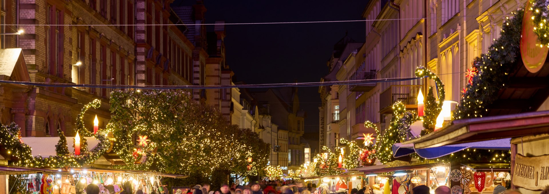 Weihnachtsmarkt Schwerin, Mecklenburgstraße, © Oliver Borchert