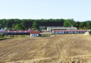 Zentral auf der Insel Rügen nahe der Ostseebäder gelegen: der Hof-Viervitz, © Hof-Viervitz/Hermann