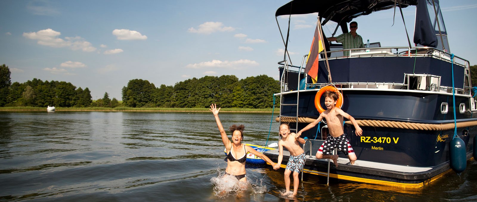 Spaß für die ganze Familie mit der "schwimmenden Ferienwohnung", © Müritz Yacht Management