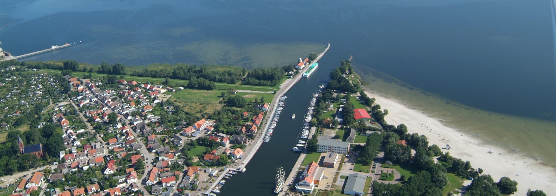 Ryckmündung zum Greifswalder Bodden und Strandbad Eldena, © Segelschule Greifswald Dieter Knopp