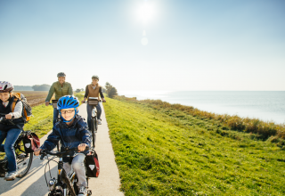 Radtour mit der Familie auf der Insel Ummanz, © TMV/Roth