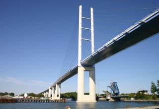 Seit 2007 ist die Rügenbrücke Wahrzeichen der Hansestadt Stralsund., © TZ HST