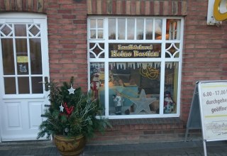 Unser Laden in Groß Roge mit Café, © Landbäckerei Heino Bastian