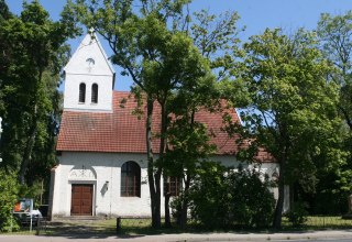 Blick auf die Kirche in Karlshagen, © Sabrina Wittkopf-Schade