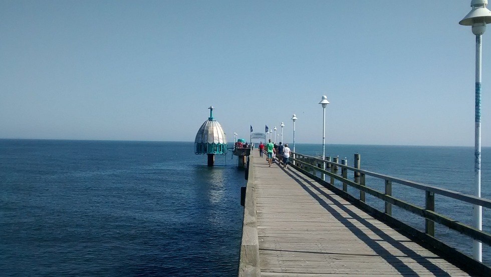 Seebrücke Zinnowitz mit Tauchgondel, © TMV/Fischer