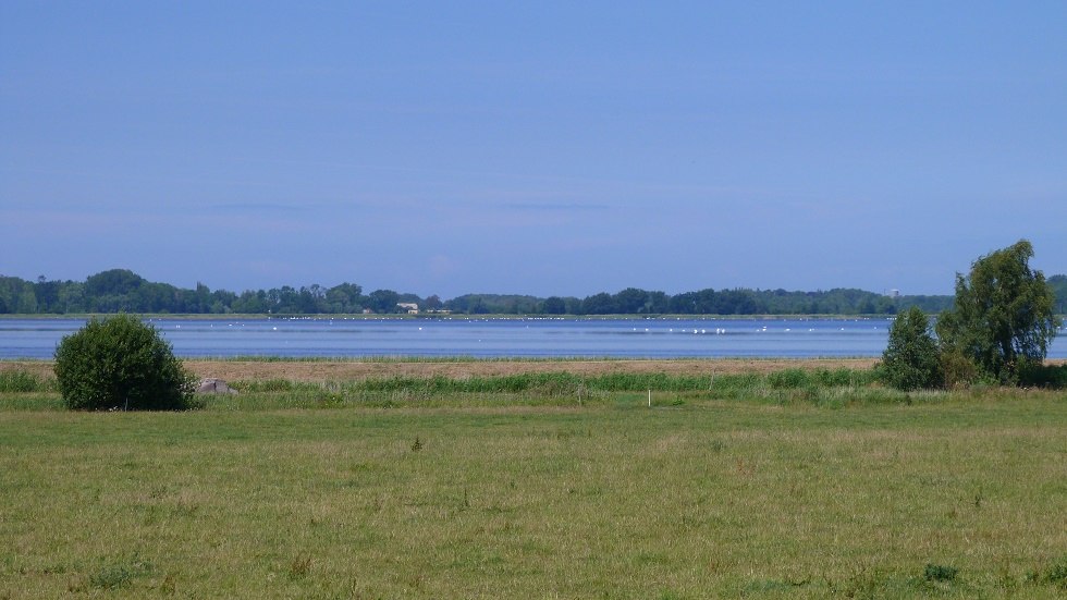 Blick in die Weiten der Vorpommerschen Boddenlandschaft, © Ummanz-Information/Bordych