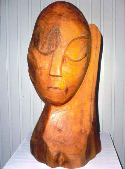 Kopf aus Robinienholz, ca. 50 cm hoch, © Horst Domröse