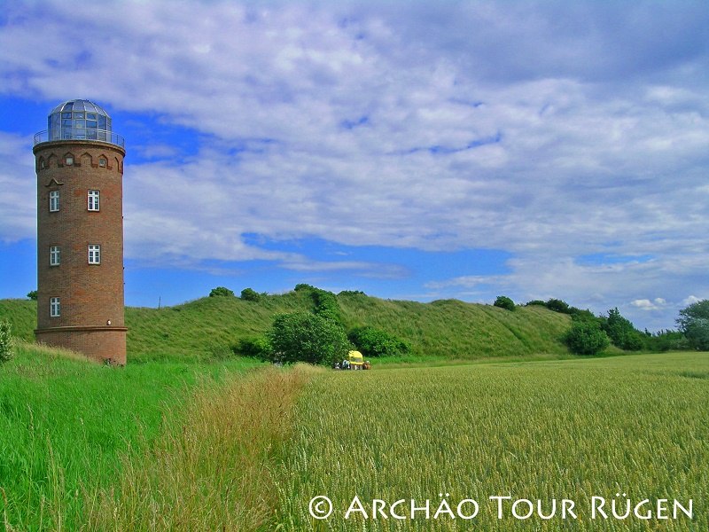 Direkt an der Steilküste liegen die Überreste der ehemaligen Jaromarsburg., © Archäo Tour Rügen