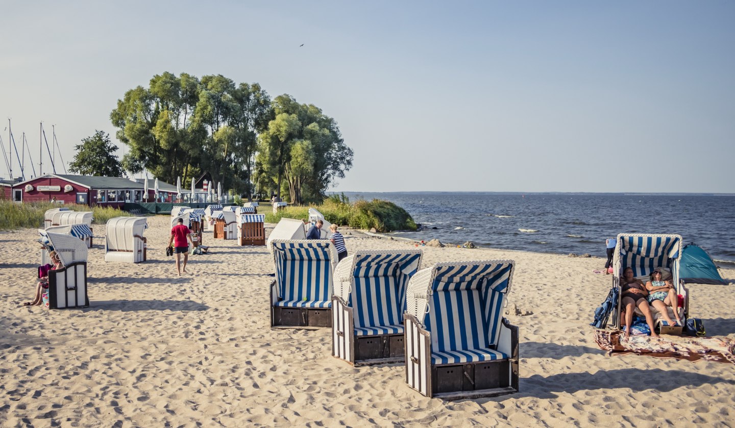 Wunderschöner Familienstrand am Stettiner Haff, © TVV/Philipp Schulz