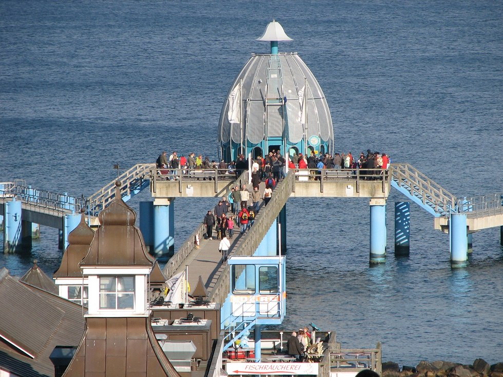 Die Tauchgondel an der Selliner Seebrücke., © Tourismuszentrale Rügen