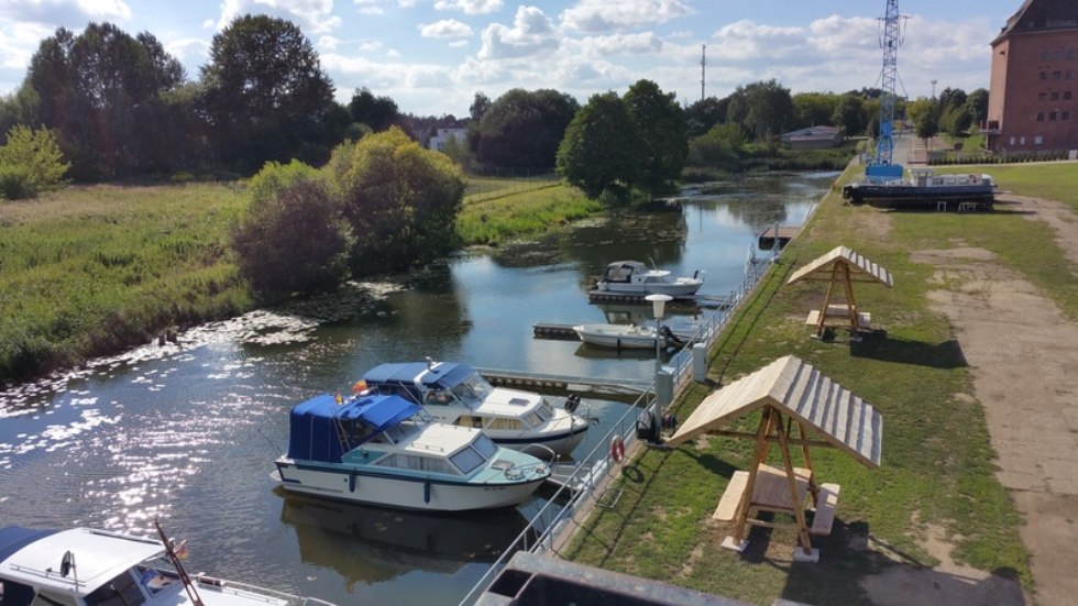 Marina mit Rastplaetzen, © Lübzer Bootspension