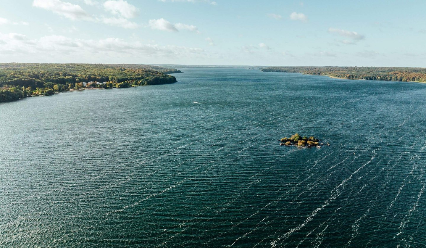 Tollensesee Neubrandenburg mit Torpedoversuchsanstalt, © TMV/Gänsicke