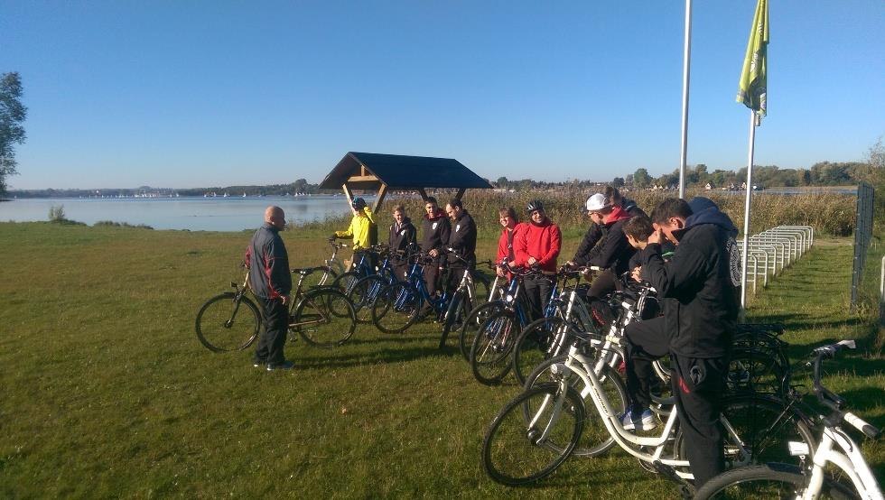 Fahrrad-Gruppe am Inselsee in Güstrow, © Sven-Erik Muskulus