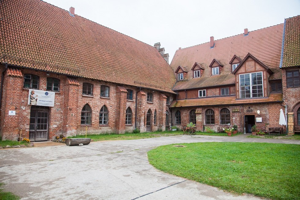 Klostergebäude mit Schänke, © Frank Burger