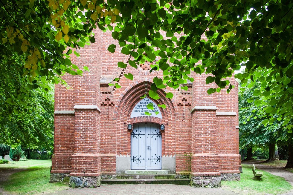 Eingangsportal am Turm, © Frank Burger