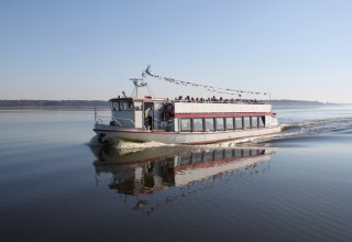 Rundfahrten von den jeweiligen Häfen, oder Linienfahrten von Hafen zu Hafen, © Fahrgastschifffahrt Kruse & Voss