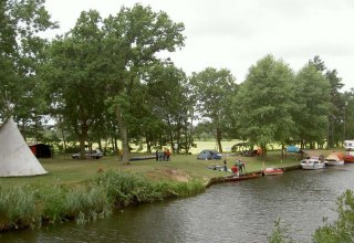 Idyllisch inmitten der schönen Lewitz-Region gelegen - Das Lewitzcamp-Garwitz, © Lewitzcamp-Garwitz/Gurtler