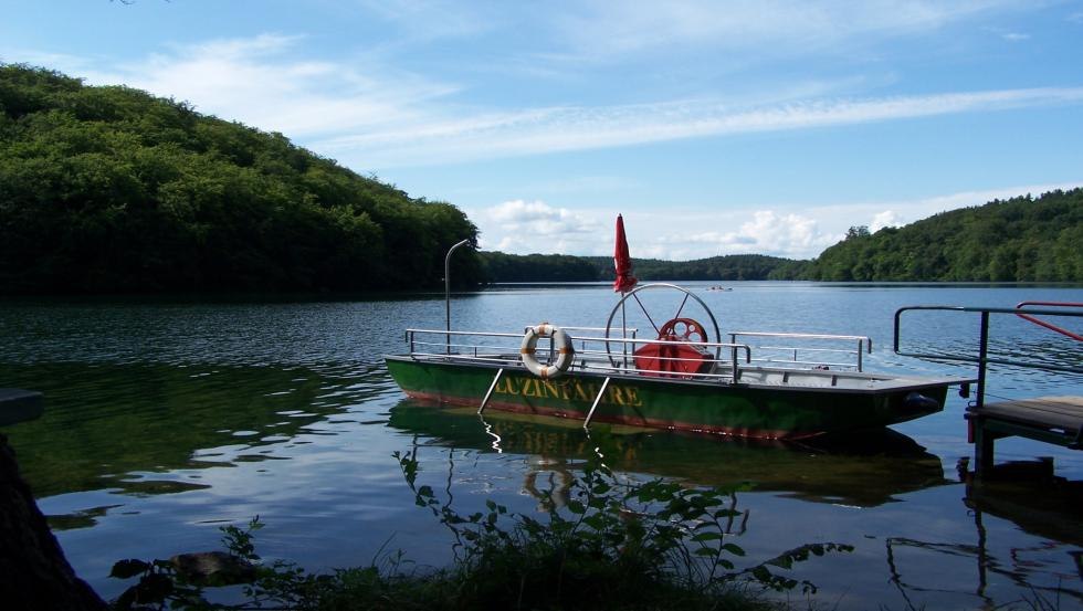 Seilfähre auf dem Schmalen Luzin, © Kurverwaltung Feldberger Seenlandschaft