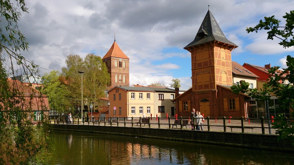 Spritzenhaus und Stadtkirche Teterow, © Jana Koch