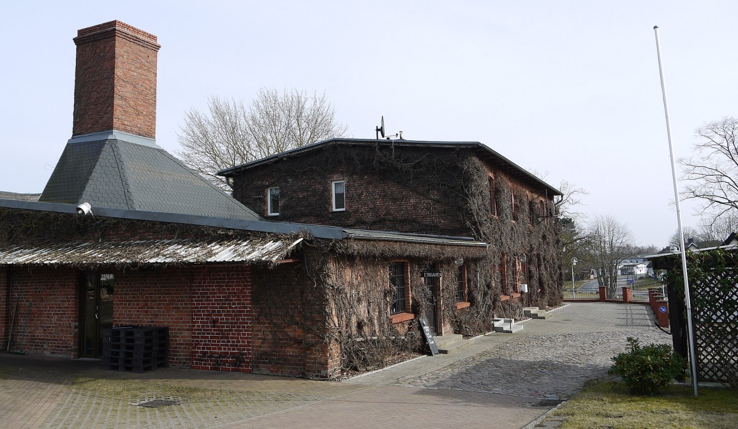 Außenansicht der Räucherei, © Sven Fischer/TMV