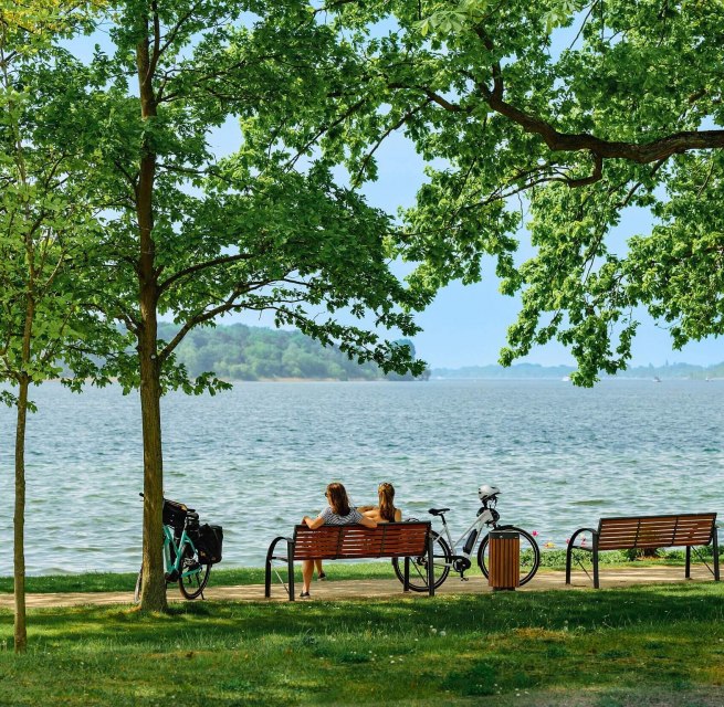 Die Ruhe genießen beim Blick auf die Müritz, © TMV/Tiemann