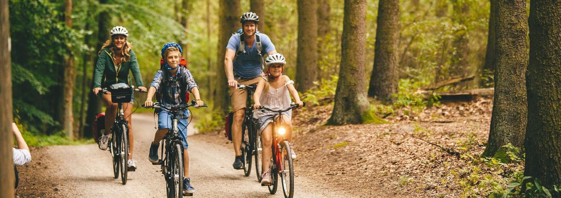 Mit dem Fahrrad auf Familienausflug, © TMV/Roth