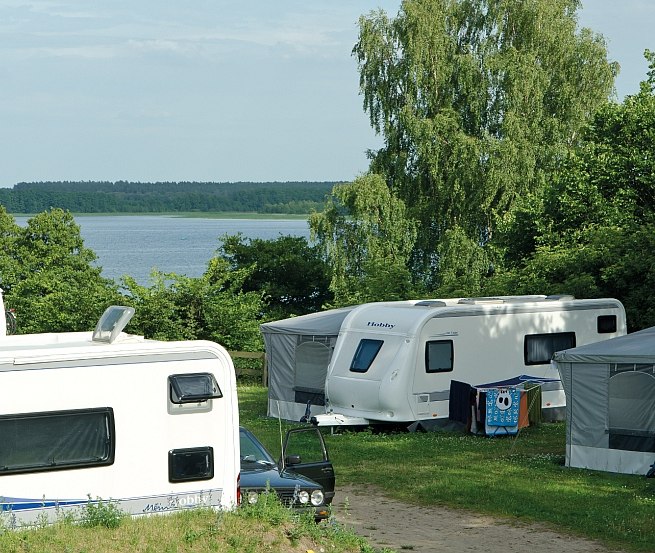 Wer keinen eigenen Wohnwagen hat kann einen mieten..., © Haveltourist GmbH & Co. KG