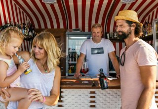 Der Besitzer der Strandbar Müritz-West, Christian Witt, © Markus Tiemann