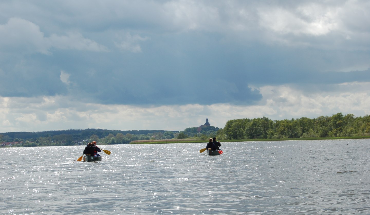 Kanus auf dem Sternberger See, © Naturpark Sternberger Seenland