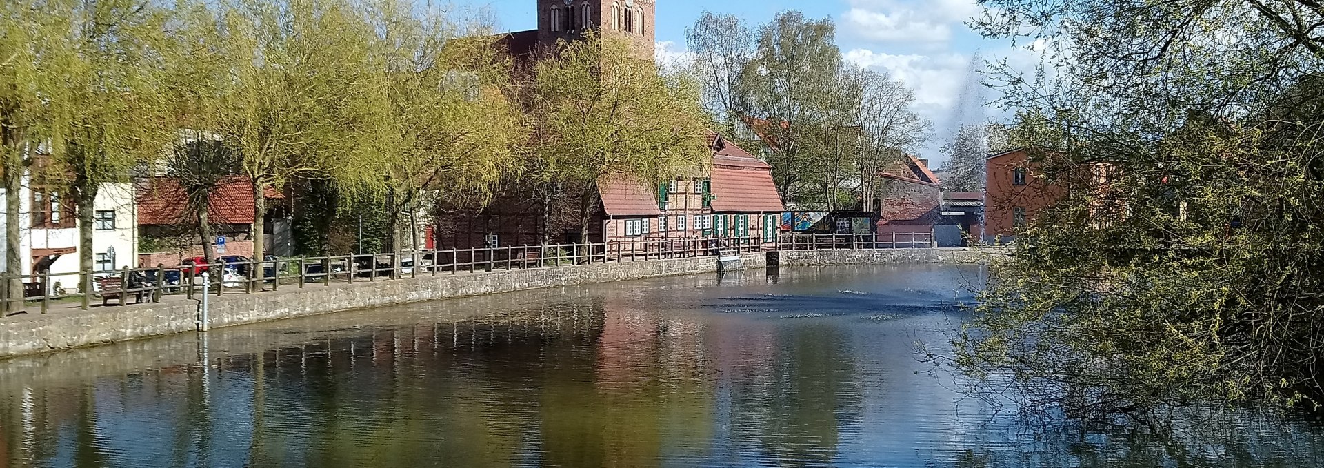 Mühlenteich mit Stadtmühle und Kirche, © Jana Koch