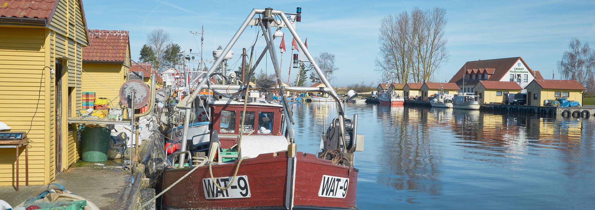 Fischerboote im Fischereihafen Freest, © TMV@pocha.de