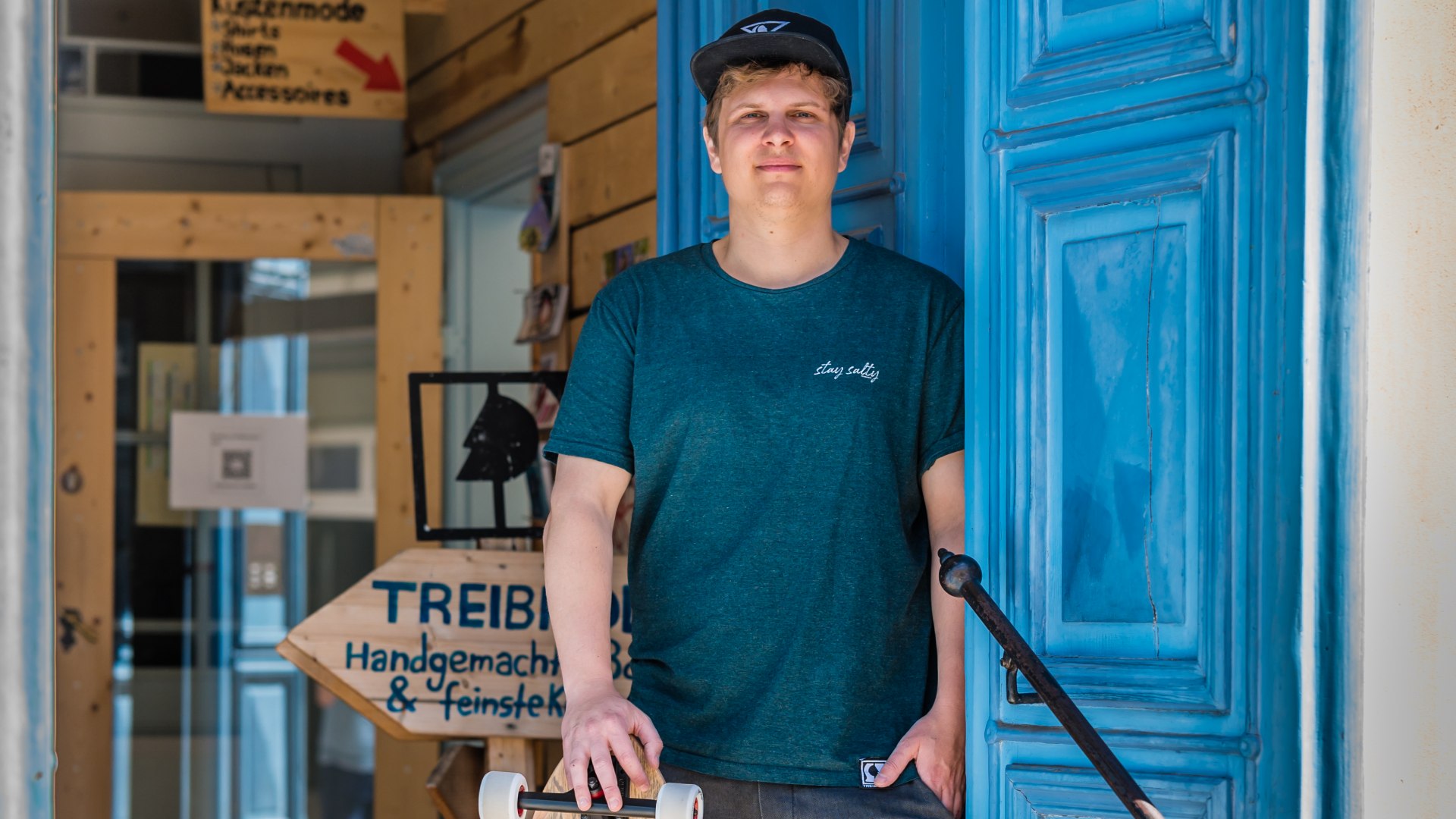 Longboards aus Strandfunden gibt’s bei den Jungs von „Treibholz“, © TMV/Tiemann