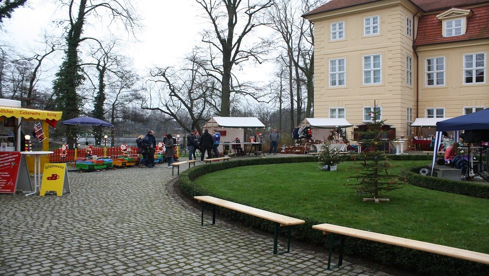 Weihnachtsmarkt in Mirow, © Mecklenburgische Kleinseenplatte Touristik GmbH