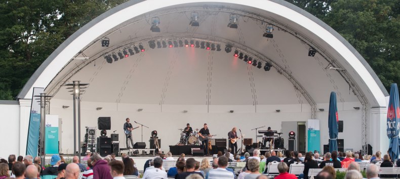 Konzertmuschel im Kurhausgarten Warnemünde, © TZRW/Martin Börner