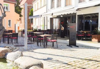 Im Herzen der Altstadt von Grimmen ist der Markt 7 der kulinarische Anlaufpunkt für Einheimische und Urlauber., © J.Schnepel/Stadtbäckerei Kühl