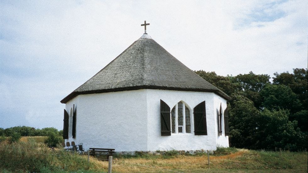 Reetgedeckte Kapelle in Vitt auf der Insel Rügen, © TMV/Eisenack