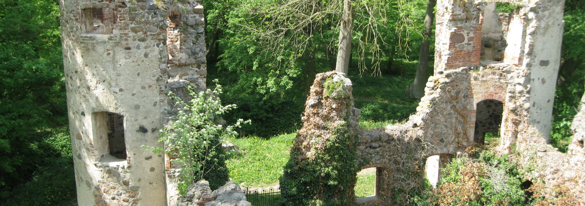 Einen schönen Blick hat man von der Aussichtsplattform der Veste Landskron, © Angelika Michaelis