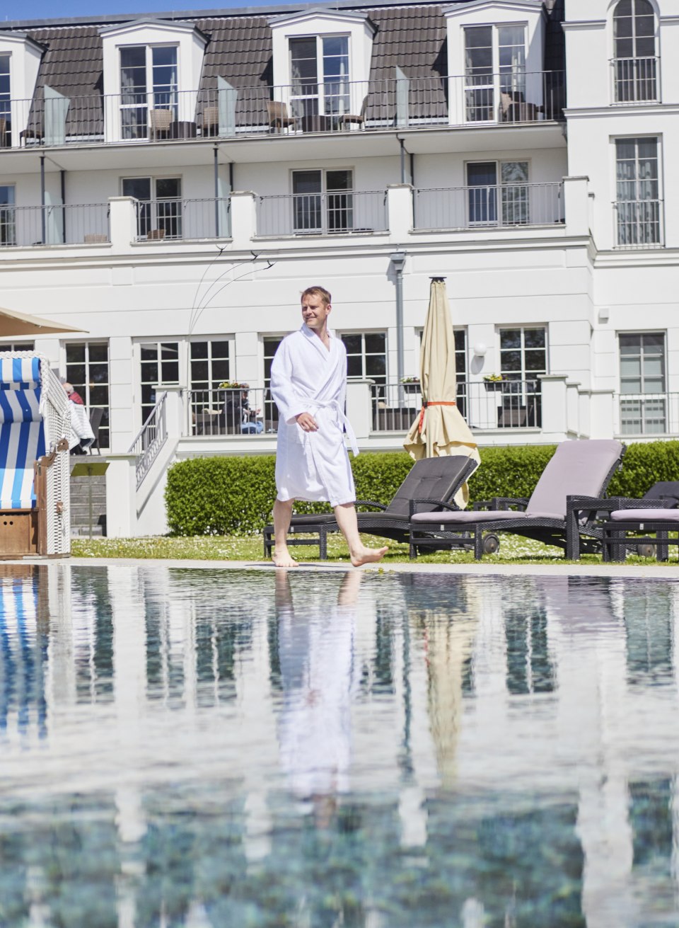 Poolbereich des Strandhotels in Zingst, © Christian Perl