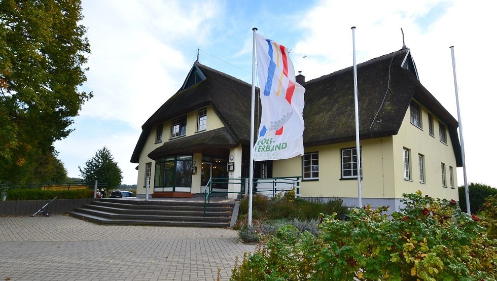 Clubhaus des Golfplatzes Karnitz, © Tourismuszentrale Rügen