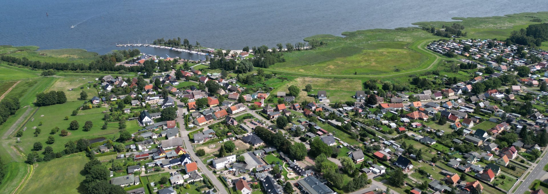 Luftbildaufnahme Mönkebude, © Tourismusbetrieb Mönkebude BgA