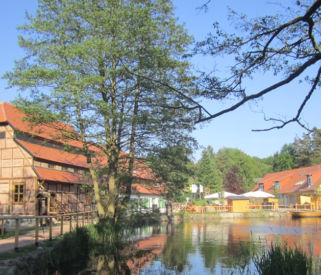 Das Mühlenensemble: Wassermühle, Wohnhaus, Festsaal, © Vincent Leifer